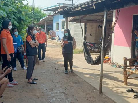 มอบชุดธารน้ำใจให้กับผู้ได้รับผลกระทบจากสถานการณ์โควิด -19