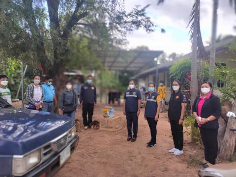 มอบเครื่องอุปโภคบริโภคให้กับผู้ที่ได้รับผลกระทบโควิด-19