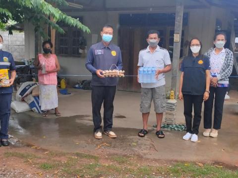 มอบเครื่องอุปโภคบริโภคให้กับผู้ที่ได้รับผลกระทบโควิด-19