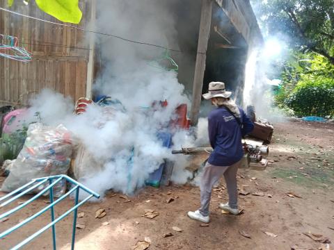 ออกฉีดพ่นหมอกควัน (ร.ร.ราชประชานุเคราะห์ 51)