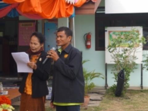 ทำบุญตักบาตรข้าวสาร-อาหารแห้ง เนื่องในวันขึ้นปีใหม่ 2561