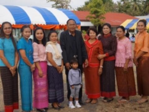 ทำบุญตักบาตรข้าวสาร-อาหารแห้ง เนื่องในวันขึ้นปีใหม่ 2561