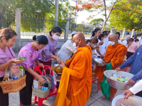 ร่วมกิจกรรมเฉลิมพระเกียรติสมเด็จ