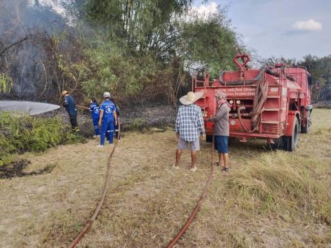 ออกระงับเหตุไฟไหม้กอไผ่ตะวันตกบ้านตากแดด หมู่ที่ 8