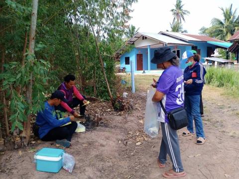 ออกฉีดวัคซีนป้องกันและควบคุมโรคพิษสุนัขบ้า ณ บ้านหนองตาโรง หมู่ที่ 10