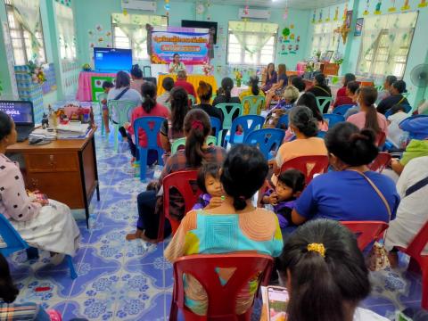 ประธานในพิธีปฐมนิเทศผู้ปกครองนักเรียนศูนย์พัฒนาเด็กเล็กองค์การบริหารส่วนตำบลนางรอง