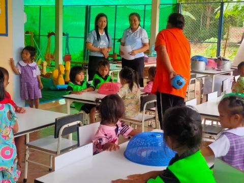 ผู้อำนวยการกองการศึกษาศาสนาและวัฒนธรรม ลงพื้นที่ตรวจเยี่ยมศูนย์พัฒนาเด็กเล็กโรงเรียนบ้านหนองงิ้วหนองไทร