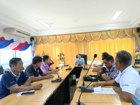 ประธานการจัดการประชุมคณะกรรมการจัดการบริหารน้ำด้วยพลังงานไฟฟ้า บ้านหนองงิ้ว หมู่ที่ 13 พร้อมคณะกรรมการจัดการบริหารน้ำ ณ ห้องประชุมชั้น 2 องค์การบริหารส่วนตำบลนางรอง อำเภอนางรอง จังหวัดบุรีรัมย์