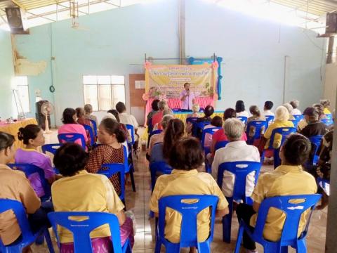ประธานเปิดโครงการอบรมให้ความรู้สุขภาพด้วยสมุนไพร โดยชมรมอาสาสมัครสาธารณสุขประจำหมู่บ้านตากแดด หมู่ 8 ตำบลนางรอง อำเภอนางรอง จังหวัดบุรีรัมย์ งบประมาณโดยกองทุนหลักประกันสุขภาพองค์การบริหารส่วนตำบลนางรอง