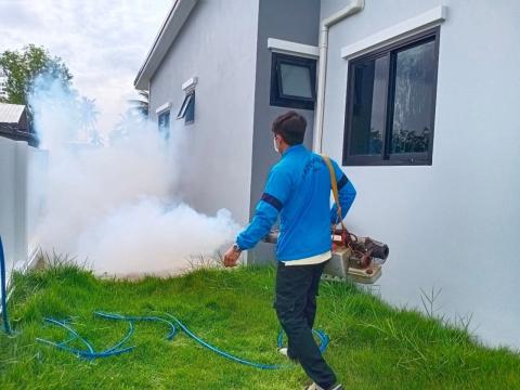 ออกดำเนินโครงการป้องกันและควบคุมโรคไข้เลือดออก ประจำปีงบประมาณ พ.ศ. 2567 ณ บ้านหนองเสม็ดพัฒนา หมู่ที่ 14 โดยมีผู้นำหมู่บ้าน และ อาสาสมัครสาธารณสุขประจำหมู่บ้าน (อสม.) และโรงพยาบาลนางรอง ร่วมดำเนินโครงการ