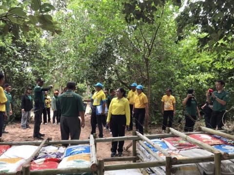 ร่วมกิจกรรม​เครือ​ข่า​ยชุมนุม​ฟื้นฟู​่ป่าบ้านบัวตารุ้ง หมู่ที่ 6 ตำบลนางรอง อำเภอนางรอง จังหวัดบุรีรัมย์