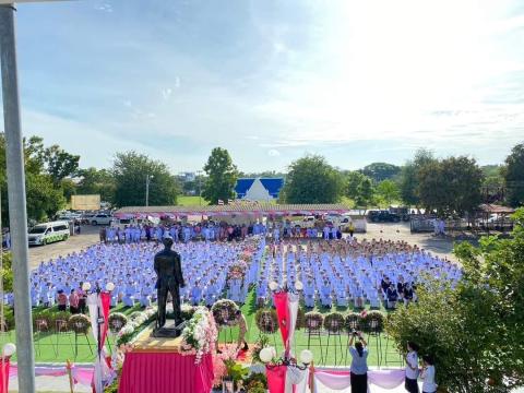 ร่วมกิจกรรมวันปิยมหาราช (วันคล้ายวันสวรรคตพระบาทสมเด็จพระจุลจอมเกล้าเจ้าอยู่หัว) รัชกาลที่ 5
