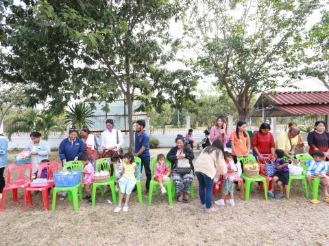 กิจกรรมตักบาตรข้าวสารอาหารแห้ง เนื่องในโอกาสวันขึ้นปีใหม่ พุทธศักราช 2568