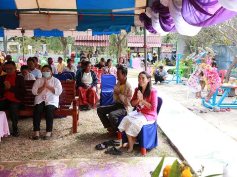 กิจกรรมตักบาตรข้าวสารอาหารแห้ง เนื่องในโอกาสวันขึ้นปีใหม่ พุทธศักราช 2568