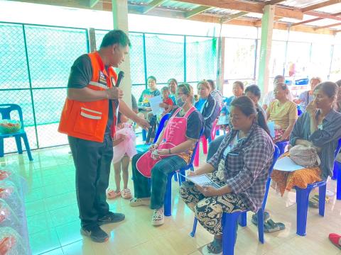 โครงการขับขี่ปลอดภัยสวมหมวกนิรภัยและป้องกันเด็กติดในรถ