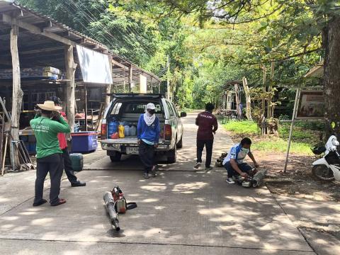 ฉีดพ่นหมอกควันป้องกันโรคไข้เลือดออก ก่อนเปิดภาคเรียน ณ โรงเรียนราชประชานุเคราะห์ 51