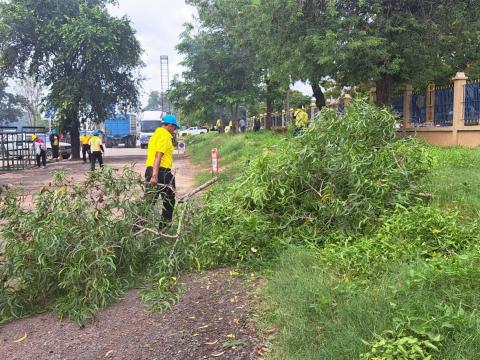 ร่วมกิจกรรมจิตอาสาฯ เฉลิมพระเกียรติ สมเด็จพระนางเจ้าฯ พระบรมราชินี