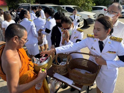 ร่วมกิจกรรมเฉลิมพระเกียรติพระบาทสมเด็จพระมงกุฎเกล้าเจ้าอยู่หัว เนื่องในโอกาสวันคล้ายวันสวรรคตครบ 100 ปี