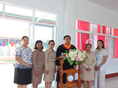 พิธีมอบวุฒิบัตรบัณฑิตน้อย ประจำปีการศึกษา 2568