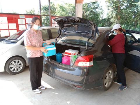 ลงพื้นที่ฉีดวัคซีนป้องกันและควบคุมโรคพิษสุนัขบ้า (บ้านแพงพวย)