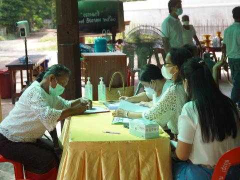 เข้าร่วมพิธีเปิดโครงการส่งเสริมประเพณีแห่เทียนพรรษา