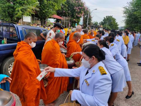 เข้าร่วมกิจกรรมวันเฉลิมพระชนมพรรษาพระบาทสมเด็จพระเจ้าอยู่หัว