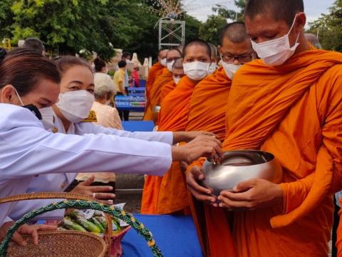 เข้าร่วมกิจกรรมวันเฉลิมพระชนมพรรษาพระบาทสมเด็จพระเจ้าอยู่หัว