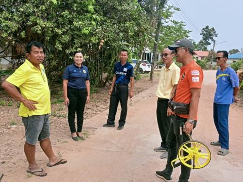 ดำเนินการโครงการ รางระบายน้ำ