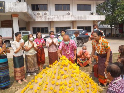 กิจกรรมประเพณีวันสงกรานต์และวันผู้สูงอายุ