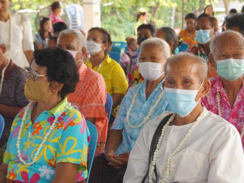 กิจกรรมประเพณีวันสงกรานต์และวันผู้สูงอายุ