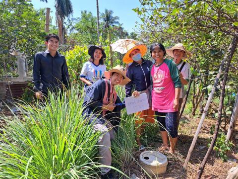 มอบหมายเจ้าหน้าที่กองสาธารณสุขและสิ่งแวดล้อม ร่วมกับ อสม และผู้นำท้องถิ่น