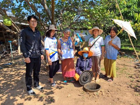 มอบหมายเจ้าหน้าที่กองสาธารณสุขและสิ่งแวดล้อม ร่วมกับ อสม และผู้นำท้องถิ่น