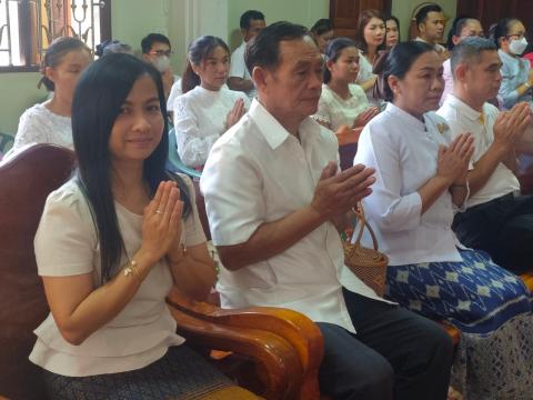 ร่วมโครงการหิ้วปิ่นโตเข้าวัด ฟังธรรมวันธรรมสวนะ เฉลิมพระเกียรติพระบาทสมเด็จพระเจ้าอยู่หัว เนื่องในโอกาสมหามงคลเฉลิมพระชนมพรรษา