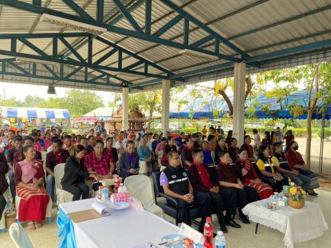 ประธานในพิธีเปิดงาน โครงการส่งเสริมและพัฒนาคุณภาพสินค้าทางการเกษตร ภายใต้กิจกรรม "ของดีตำบลนางรอง "