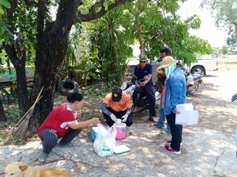 มอบหมายให้เจ้าหน้าที่กองสาธารณสุขและสิ่งแวดล้อม ออกดำเนินฉีดวัคซีนป้องกันและควบคุมโรคพิษสุนัขบ้า