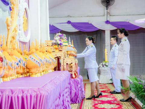 ร่วมพิธีพานพุ่มเงิน-พานพุ่มทอง และพิธีจุดเทียนถวายพระพรชัยมงคล เนื่องในโอกาศวันเฉลิมพระชนมพรรษา 3 มิถุนายน 2567 ณ ศาลาประชาคมอำเภอนางรอง