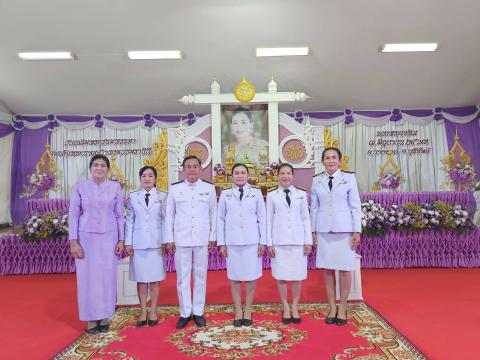 ร่วมพิธีพานพุ่มเงิน-พานพุ่มทอง และพิธีจุดเทียนถวายพระพรชัยมงคล เนื่องในโอกาศวันเฉลิมพระชนมพรรษา 3 มิถุนายน 2567 ณ ศาลาประชาคมอำเภอนางรอง