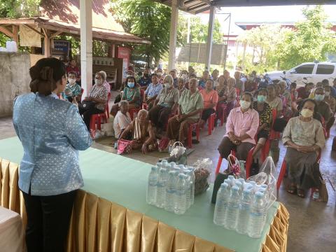 ประธานเปิดโครงการรู้ทันโรคหลอดเลือดสมอง โดยชมรมอาสาสมัครสาธารณสุขประจำหมู่บ้านแพงพวย หมู่ที่ 9